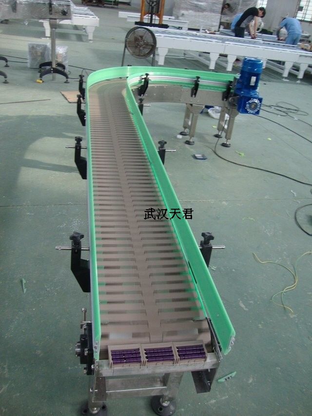 武漢連續(xù)式升降機(jī)vs往復(fù)式升降機(jī)：哪些場(chǎng)景要選